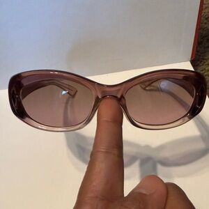 Vintage Gucci Women’s Sunglasses retro Oval Pink Translucent Frames 90’s EUC